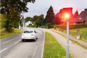 Bei 12 km/h zu schnell innerorts müssen Sie eine Geldbuße in Höhe von 50 Euro zahlen.